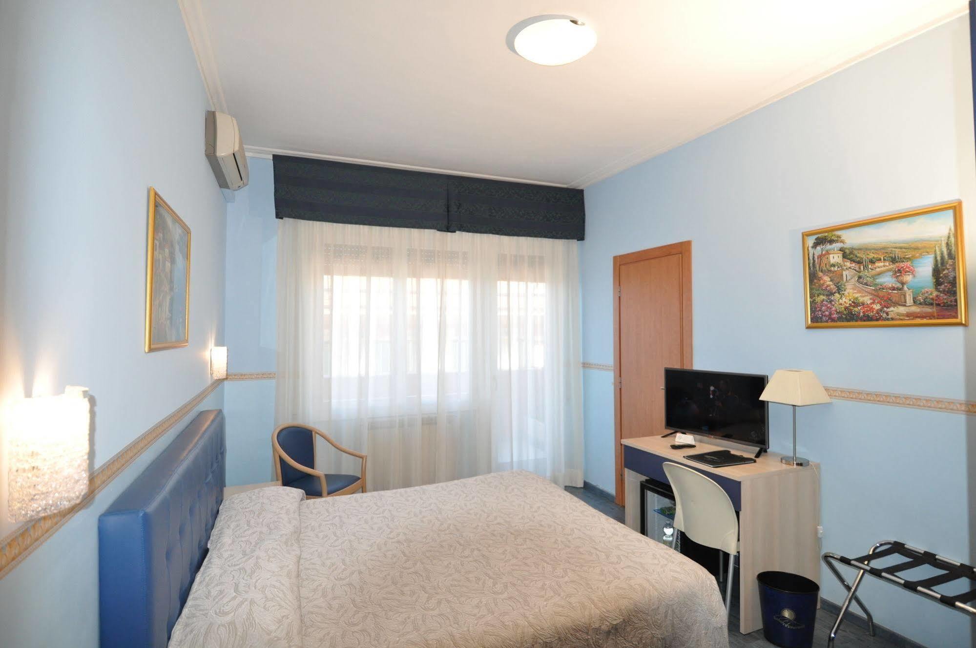 Hotel Sole Mare Sanremo Esterno foto